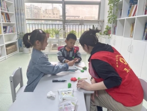 1DB8E82CE5B1E6E301C12E2B873A7944